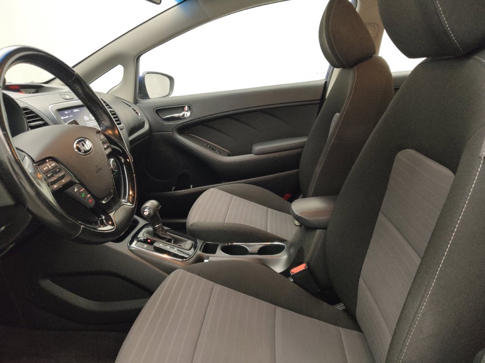 Used 2018 Kia Forte S FWD image 17