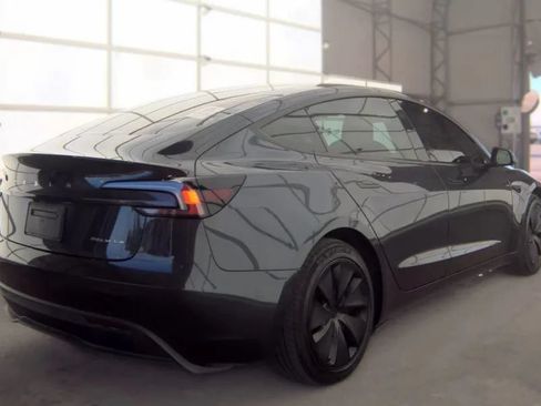 Used 2024 Tesla Model 3 Long Range AWD/4WD image 3