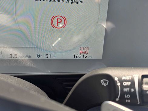 Used 2024 Hyundai Ioniq 5 SEL RWD image 30