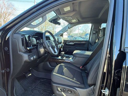 New 2025 GMC Sierra 1500 Elevation w/ LPO, Elevation Black Package image 22