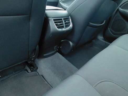 Used 2023 Chevrolet Malibu LT image 22