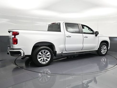 Used 2024 Chevrolet Silverado 1500 Custom RWD image 3