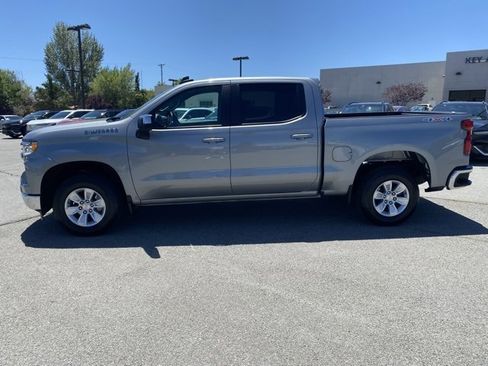 Used 2025 Chevrolet Silverado 1500 LT image 2