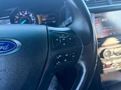 Used 2016 Ford Explorer XLT w/ Equipment Group 202A image 29