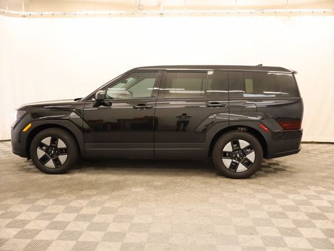 Used 2026 Hyundai Santa Fe SE AWD/4WD image 2
