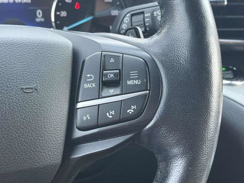 Used 2020 Ford Explorer XLT w/ Equipment Group 202A AWD/4WD image 29