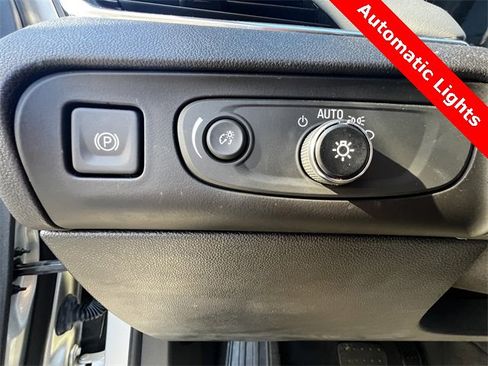 Used 2019 Buick Enclave Essence image 44