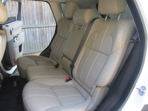 Used 2016 Land Rover Range Rover Sport HSE image 63