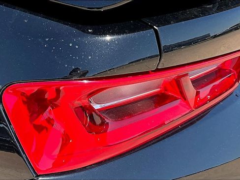Used 2018 Chevrolet Camaro SS RWD image 30