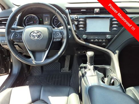 Used 2019 Toyota Camry SE w/ Convenience Package image 13