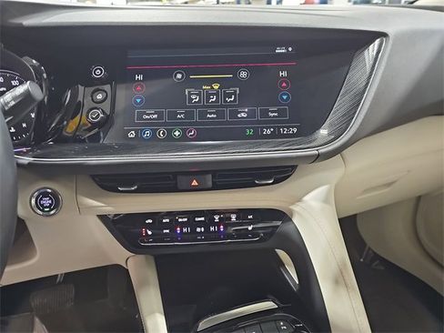 Used 2023 Buick Envision Essence image 19
