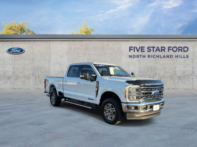 Used 2026 Ford F250 Lariat w/ FX4 Off-Road Package AWD/4WD image 2