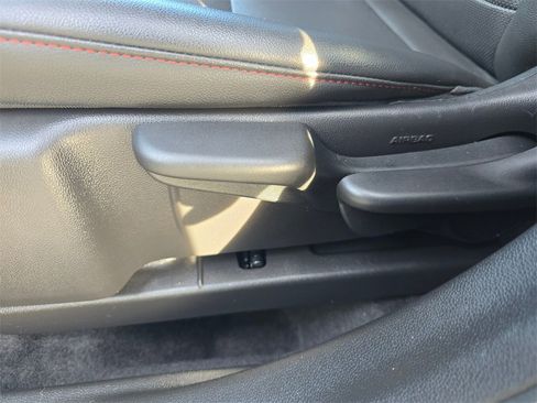 Certified 2025 Chevrolet Trax RS w/ Driver Confidence Package image 19