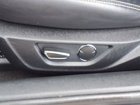 Used 2017 Ford Mustang Premium image 11