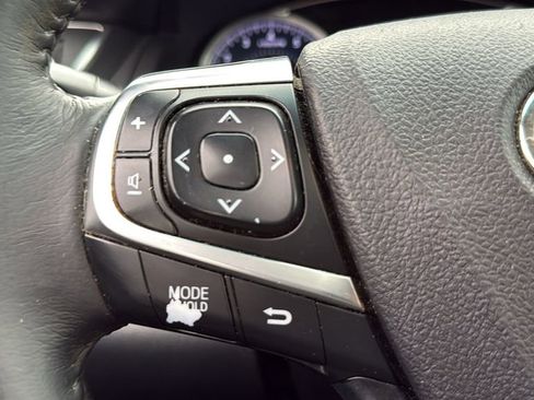 Used 2017 Toyota Camry XLE w/ Moonroof Package image 19