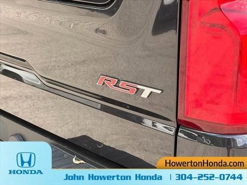 Used 2022 Chevrolet Silverado 1500 RST AWD/4WD image 5
