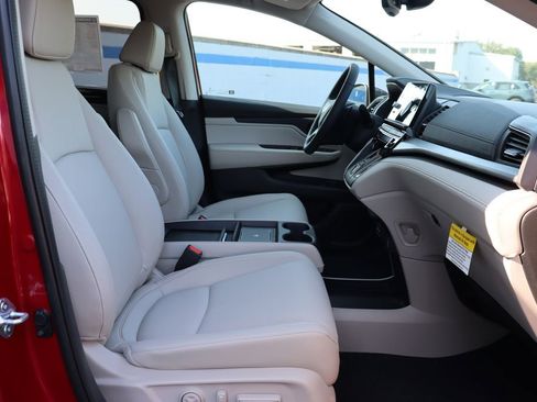 Used 2026 Honda Odyssey EX-L image 21