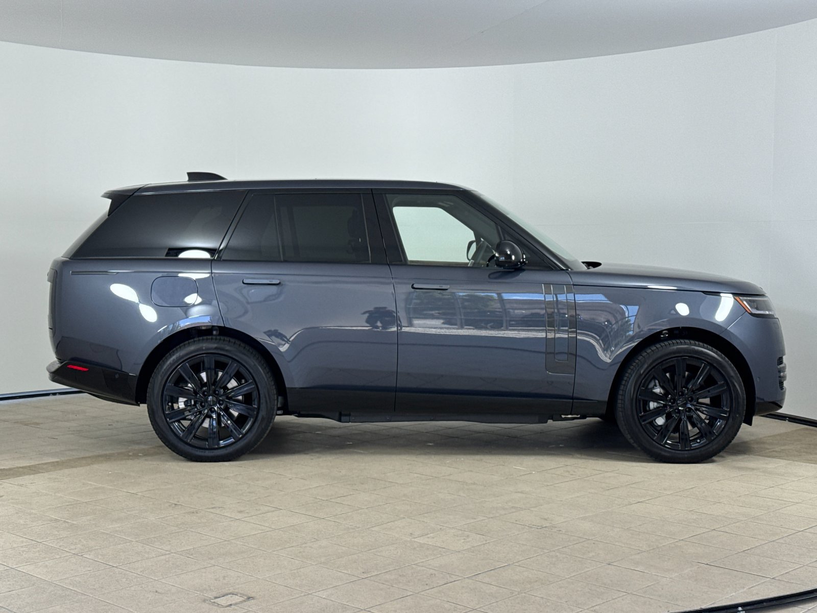 New 2026 Land Rover Range Rover SE AWD/4WD image 7