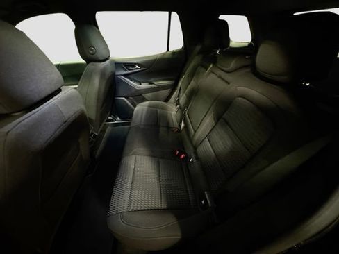 Used 2025 Chevrolet Equinox LT AWD/4WD image 25