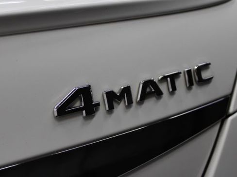 Used 2018 Mercedes-Benz E 300 4MATIC w/ Premium 1 Package image 8