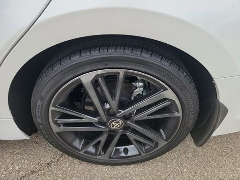 Used 2025 Toyota Camry XSE w/ Premium Package image 12