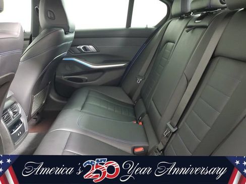 Used 2021 BMW 330i Sedan w/ M Sport Package RWD image 13