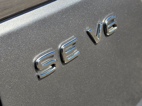 Used 2021 Volkswagen Atlas SE image 12