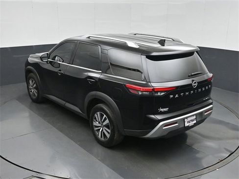 Used 2023 Nissan Pathfinder SL image 38