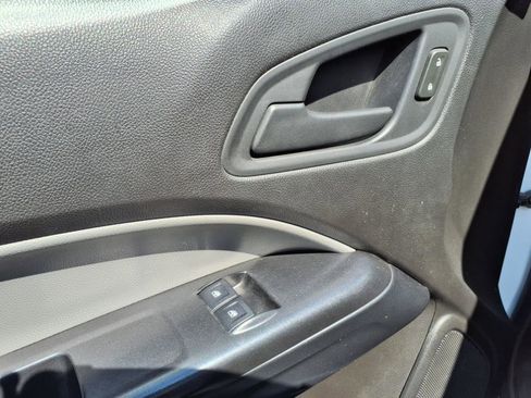 Used 2017 Chevrolet Colorado W/T image 12