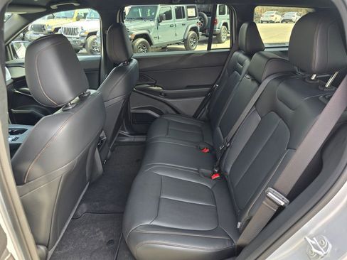 New 2026 Jeep Cherokee Limited image 10