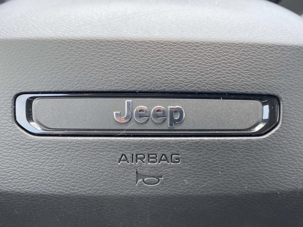 New 2026 Jeep Cherokee Limited AWD/4WD image 28