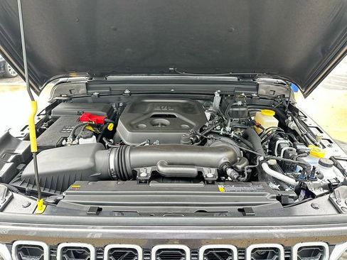 New 2026 Jeep Wrangler Sahara image 31