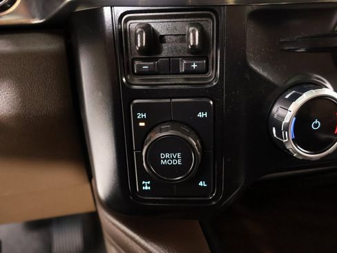 Used 2025 Ford F250 King Ranch image 9