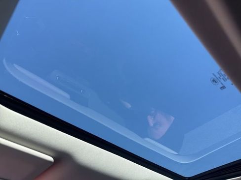 Used 2023 Ford Maverick Lariat w/ Lariat Luxury Package image 36