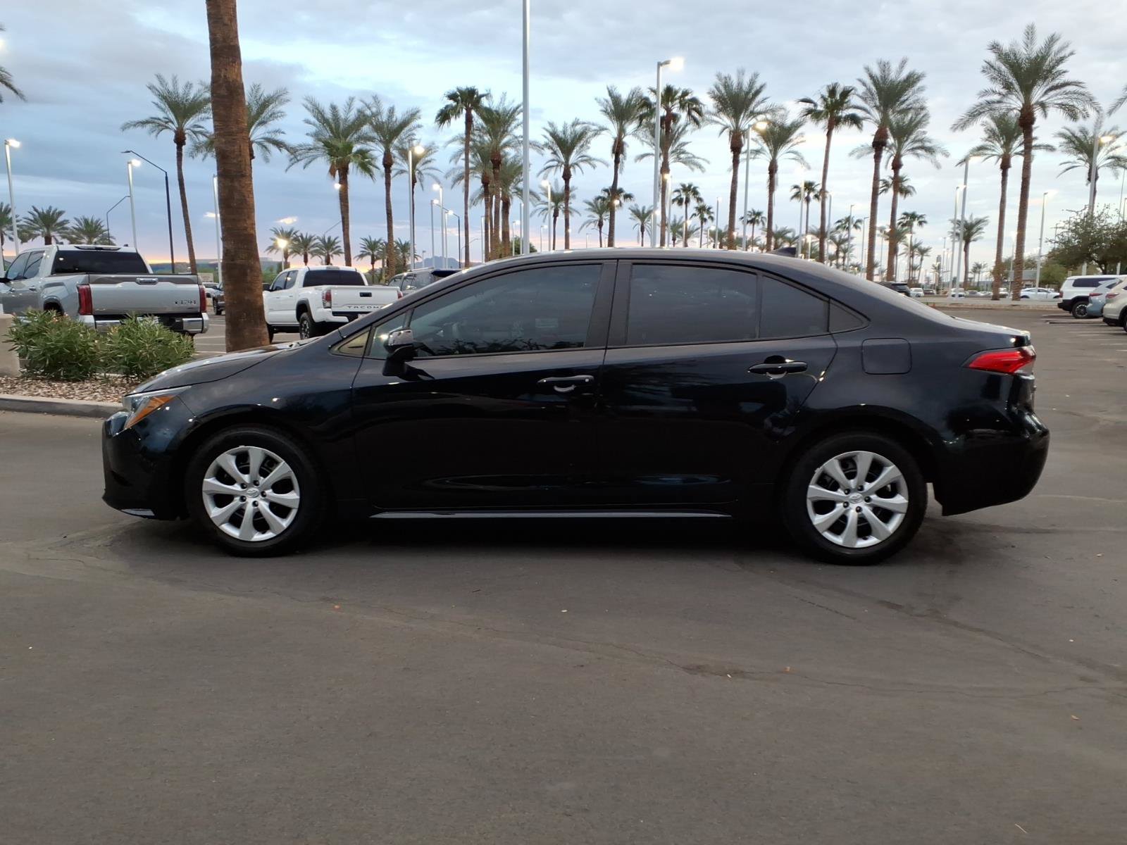 Certified 2025 Toyota Corolla LE FWD image 7
