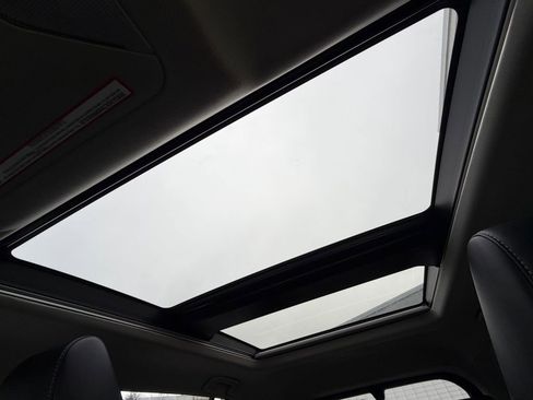 Used 2023 Toyota RAV4 Limited image 24