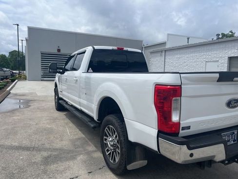 Used 2017 Ford F350 Lariat w/ Lariat Value Package AWD/4WD image 7