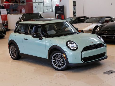 Used 2025 MINI Cooper S image 7