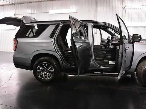 Used 2021 Chevrolet Tahoe Z71 image 29