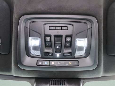 Used 2025 GMC Sierra 2500 Denali Ultimate AWD/4WD image 30
