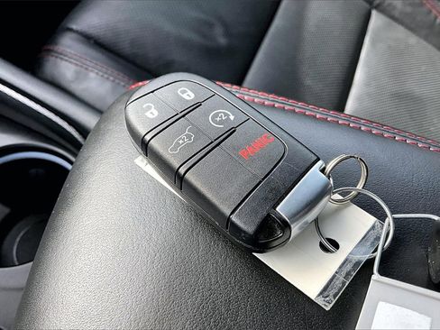 Used 2026 Dodge Durango GT image 11