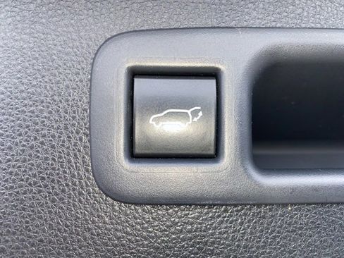 Used 2022 Toyota Highlander XSE image 26