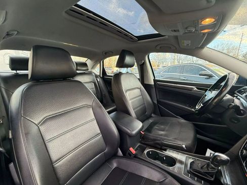 Used 2017 Volkswagen Passat 1.8T SE image 63