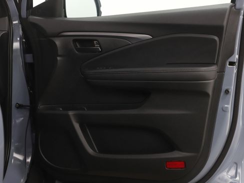 Used 2023 Honda Passport EX-L image 12