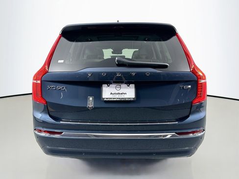 New 2025 Volvo XC90 T8 Core w/ Protection Package Premier image 6
