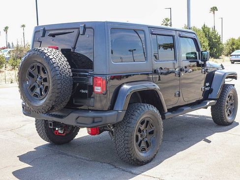Used 2007 Jeep Wrangler Unlimited Sahara w/ Trailer Tow Group AWD/4WD image 7