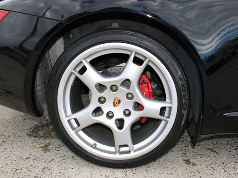 Used 2006 Porsche 911 Carrera RWD image 40