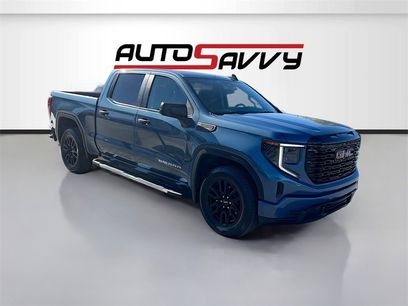 Used 2024 GMC Sierra 1500 Pro w/ Graphite Edition
