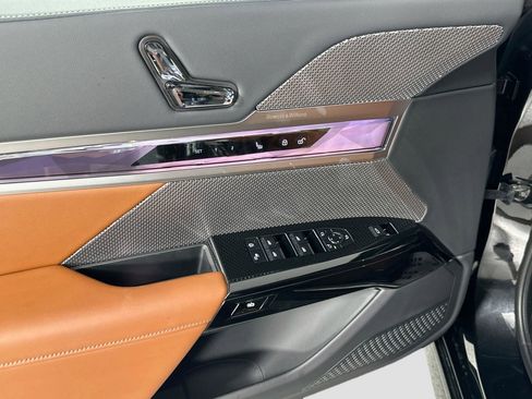 New 2025 BMW 740i xDrive w/ Executive Package image 16