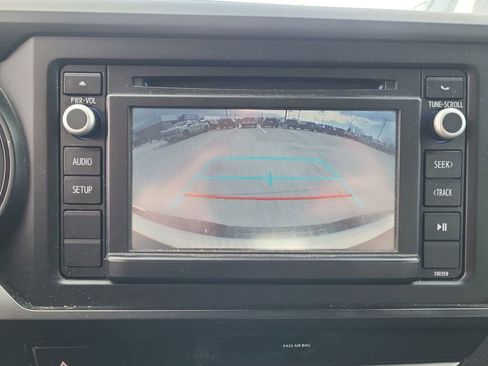 Used 2018 Toyota Tacoma SR w/ SR Convenience Package image 20